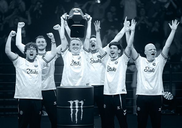 Team Vitality players celebrating a trophy